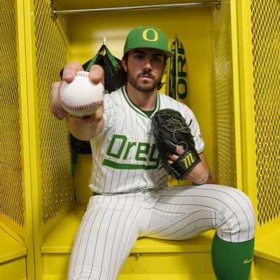 Headshot of Julien Hernandez